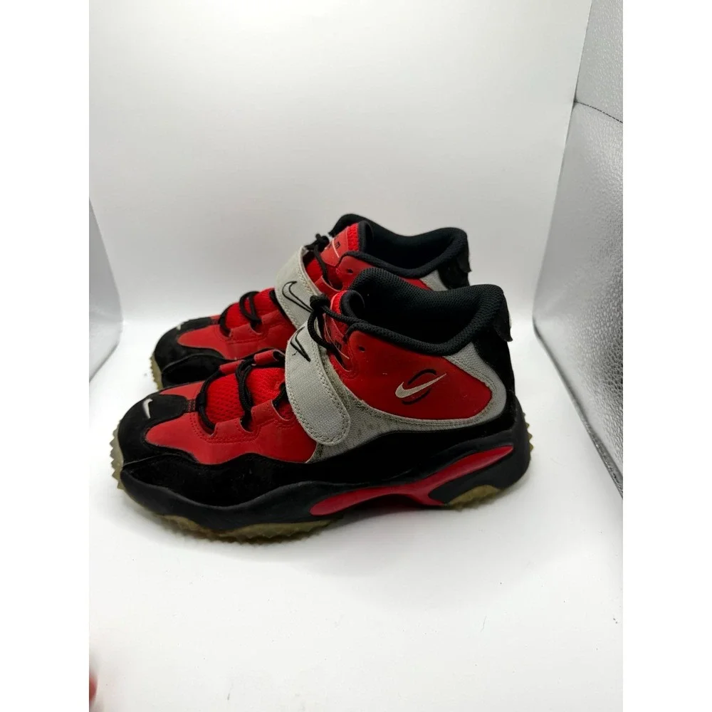 Nike Air Zoom Turf 643230-600 Boys 7 Sneaker Fire Red Black‎ Nubuck Racing Shoes